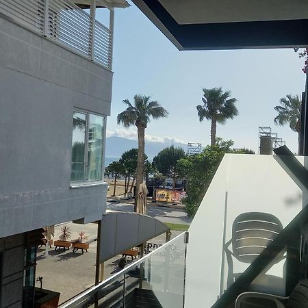 Hotel Aglon Vlorë Екстериор снимка