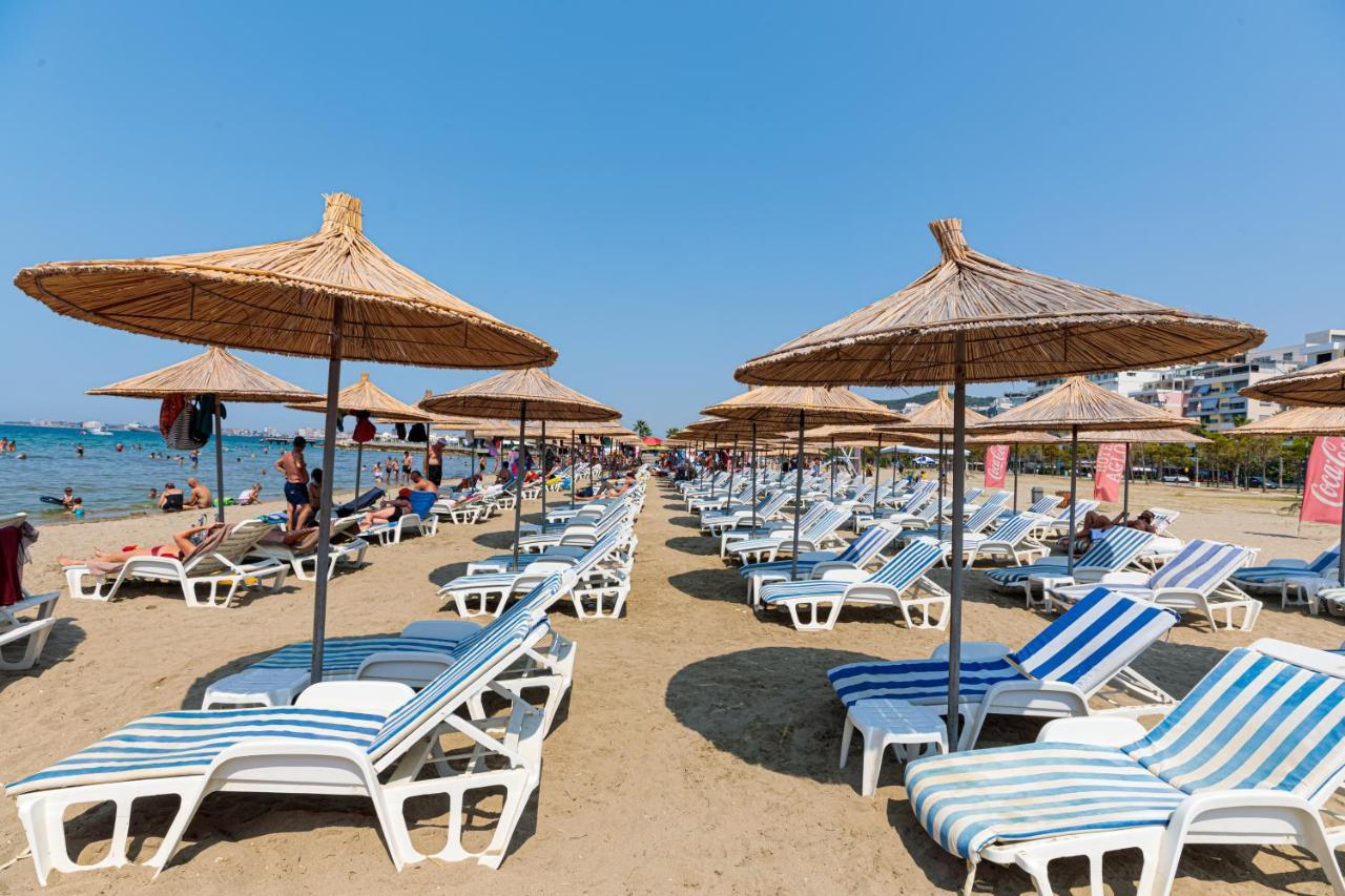 Hotel Aglon Vlorë Екстериор снимка